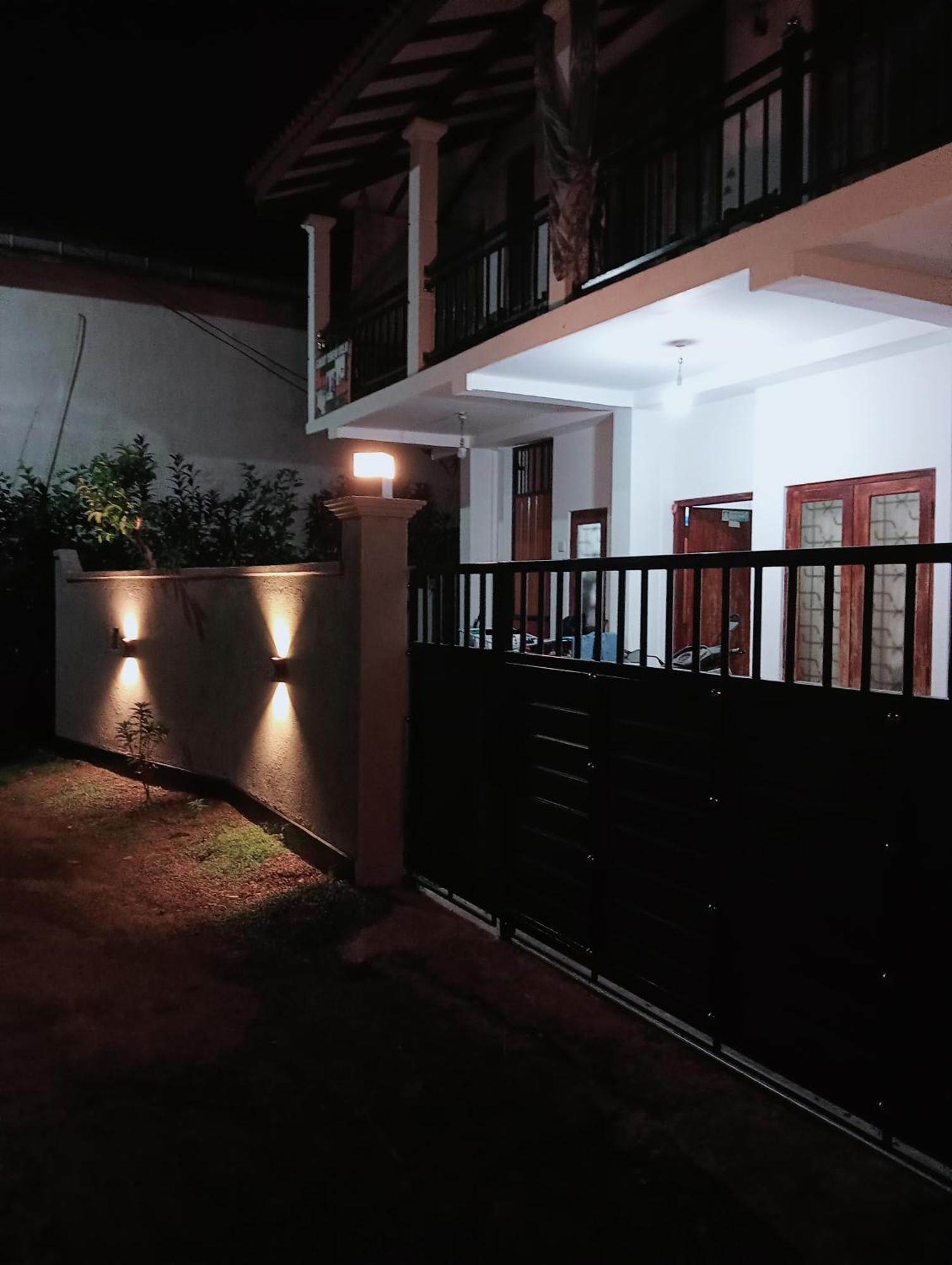 Great Yeheni Villa 希克杜沃 外观 照片