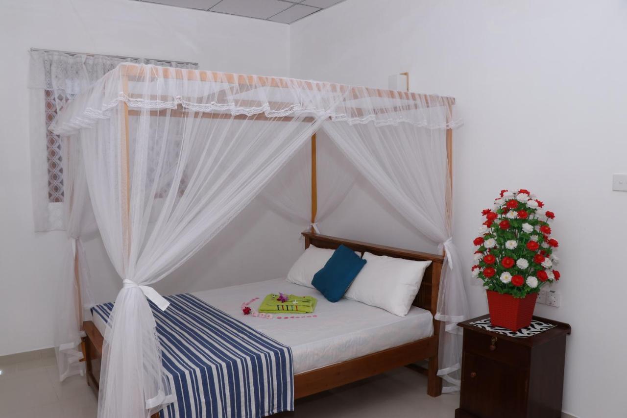 Great Yeheni Villa 希克杜沃 外观 照片