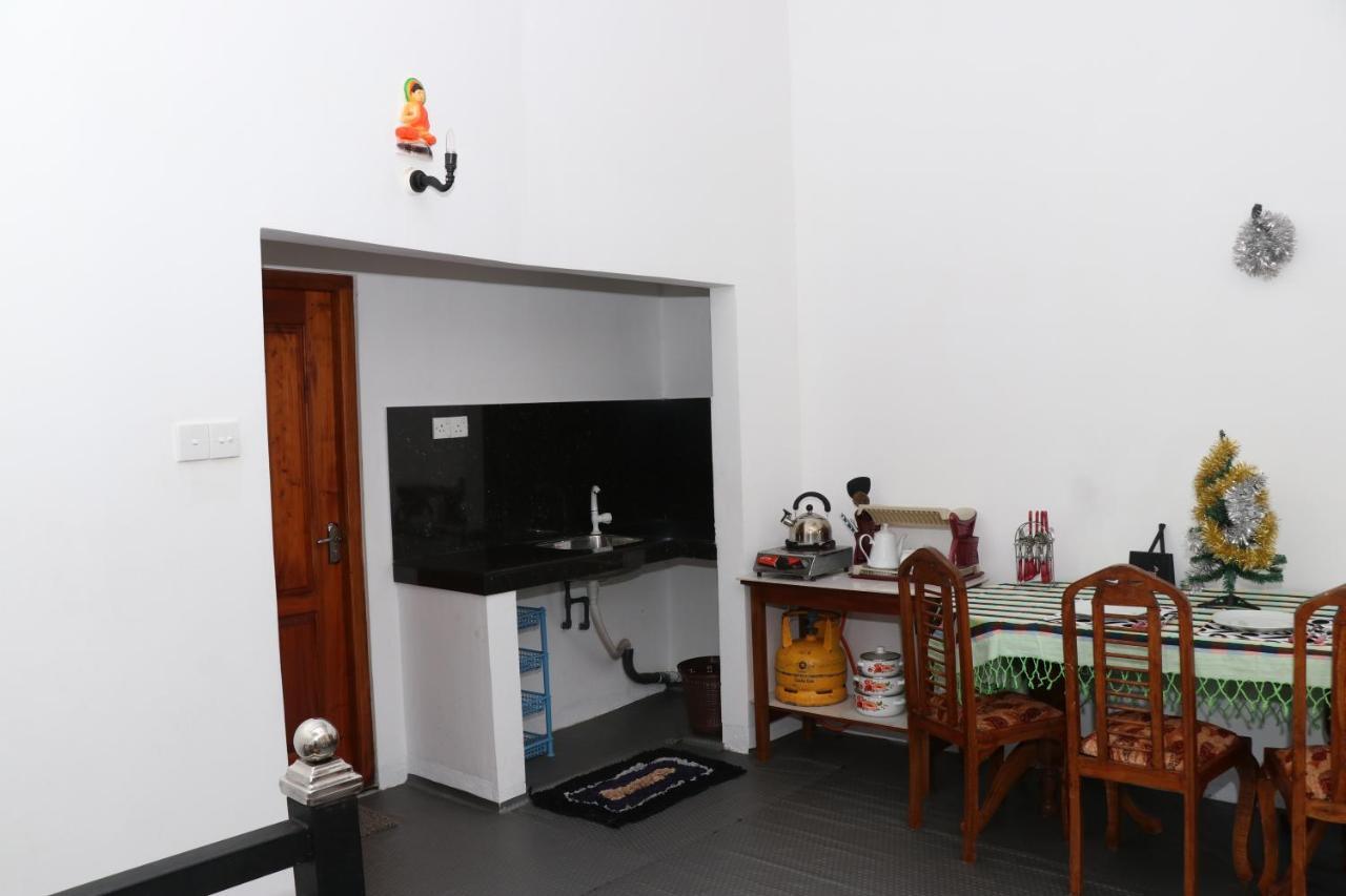 Great Yeheni Villa 希克杜沃 外观 照片